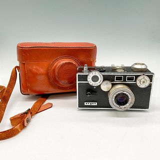 Vintage Argus C3 50mm Rangefinder Camera plus Case