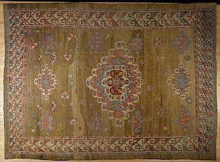 Serab carpet, ca. 1910, 14'6'' x 11'3''. Provenance: Rentschler collection.