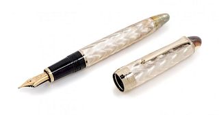 A Sailor Classic Pens: Pacific Limited Edition Fountain Pen
