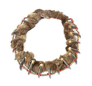 A Great Lakes Bear Claw Reproduction Necklace Diameter 18 inches.