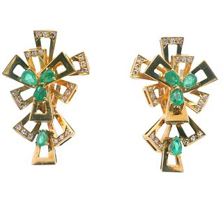 Geometric 18k yellow Gold Earrings with Emeralds and Diamonds