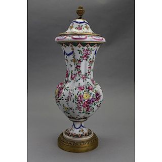 19th C. French Samson Porcelain Covered Vase
