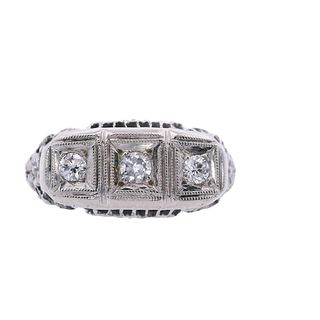 14kt white Gold Ring with three Diamonds