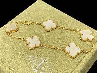 Van Cleef & Arpels Vintage Alhambra bracelet, 5 motifs. 18k Yellow gold, Mother-of-Pearl