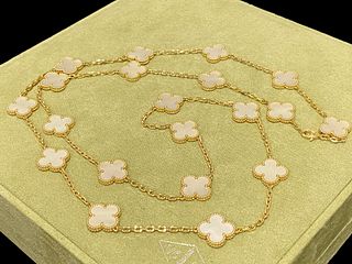 Van Cleef & Arpels Vintage Alhambra long necklace, 20 motifs, 18K yellow gold, Mother-of-pearl