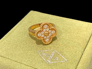 Van Cleef and Arpels Vintage Alhambra ring, 18K rose gold, Diamond