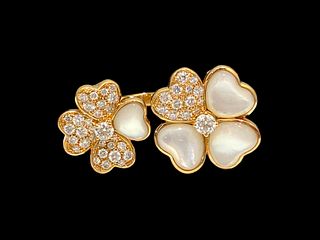 Van Cleef & Arpels Cosmos Between the Finger ring 18K rose gold, Diamond, Mother-of-pearl