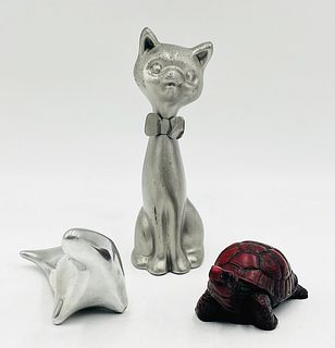 Set of 3 Figurines includinf a Turtle, a Cat &  Seal by Hoselton Canada, Signed & Numbered