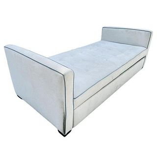 Day Bed With a Hidden Pull-out Single Bed