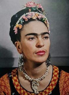 Frida Kahlo, Portrait in headdress