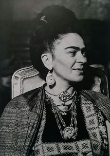 Frida Kahlo, Smiling, 1946