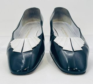 Black Leather Flats Size 7 1/2 M, Made in Italy by Silvia Fiorentina