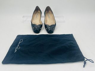 Black Suede Flats likely Size 7 or 7 1/2, Likely Made in Europe by Oscar de la Renta