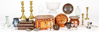 Miscellaneous group of decorative accessories