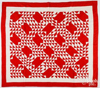 Red and white pieced quilt, early 20th c.
