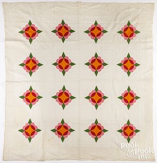 Crown of Thorns variant patchwork quilt