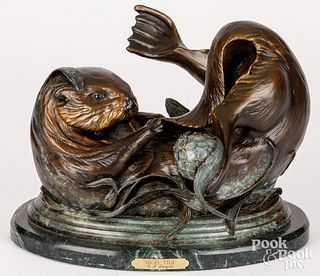 Carole Danyluk, bronze of an otter