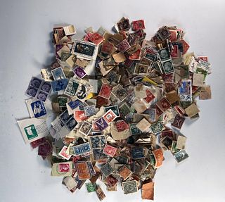 LOT OF LOOSE STAMPS