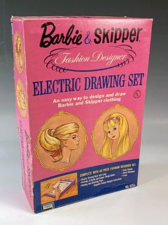 VINTAGE BARBIE & SKIPPER FASHION DESIGNER ELECTRIC DRAWING SET 1965