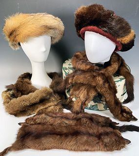 HATS WITH FUR AND PELT STOLES
