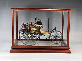 1886 BENZ PATENT MOTORWAGEN 1:8 DIECAST CAR THE FIRST AUTOMOBILE