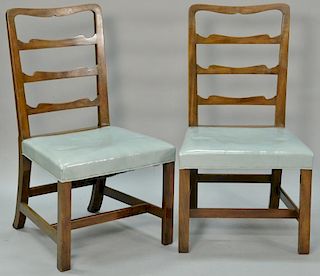 Set of eight mahogany ribbon back side chairs all with full upholstered leather seats, Kittinger Colonial Williamsburg stamp 