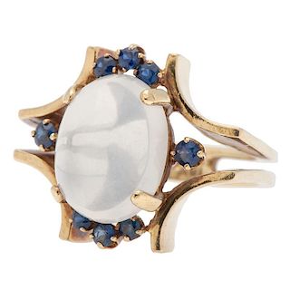 Moonstone and Sapphire Ring in 18 Karat Yellow Gold