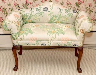 QUEEN ANNE STYLE MAHOGANY SETTEE
