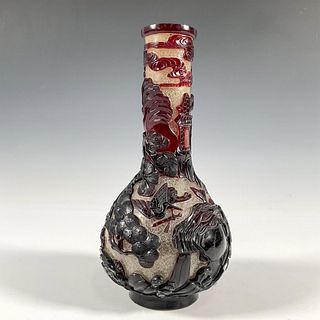 Qing Dynasty Chinese Peking Glass Red Overlay Vase