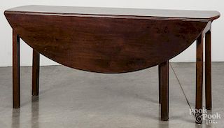 Georgian mahogany hunt table, 18th c., 28 1/4'' h., 16 1/4'' w., 63'' d.