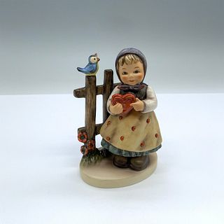 Goebel Hummel Porcelain Figurine, Sweet Greetings 352