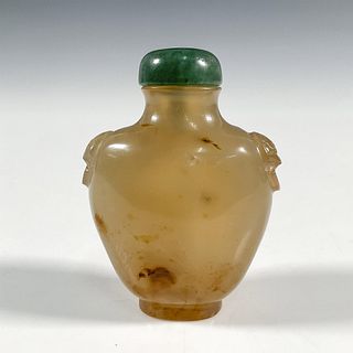 Chinese Jade Snuff Bottle With Agate Stopper