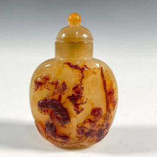 Chinese Carved Agate Stone Snuff Bottle