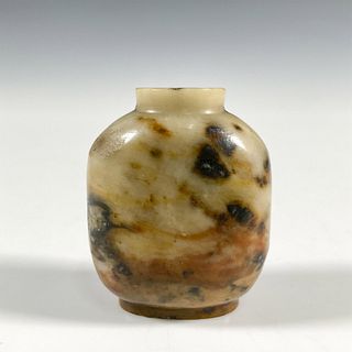 Chinese Hardstone Snuff Bottle