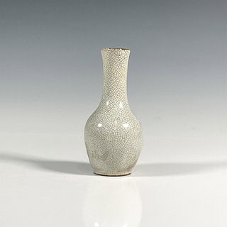 Chinese Ge-Type Ware Pottery Vase