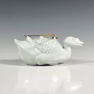 Asian White Porcelain Duck Teapot