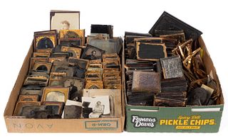 ASSORTED AMBROTYPE / TINTYPE IMAGES WITH CASES AND PARTS, INCLUDING AFRICAN-AMERICAN FAMILY, UNCOUNTED LOT