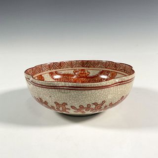 Japanese Kutani Stoneware Scallop Edge Bowl