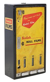 BRITISH KODAK ROLL FILM DISPENSER, 620, 120, 127