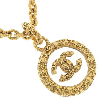 CHANEL COCO MARK VINTAGE GOLD PLATED NECKLACE