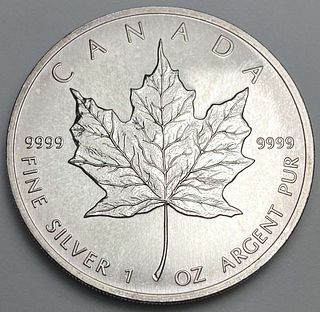2004 Canada $5 Maple Leaf 1 ozt .9999 Silver