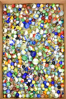 ASSORTMENT OF GLASS MARBLES