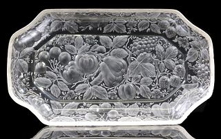 AMERICAN FINELY ENGRAVED INTAGLIO GLASS DESSERT TRAY