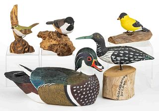 CONTEMPORARY DECOY / SONGBIRD CARVINGS, LOT OF FIVE