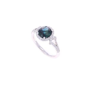 Madagascar Sapphire & VS2 Diamond Platinum Ring