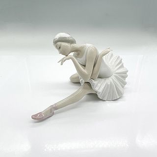Lladro Porcelain Figurine, Ballerina Death Swan