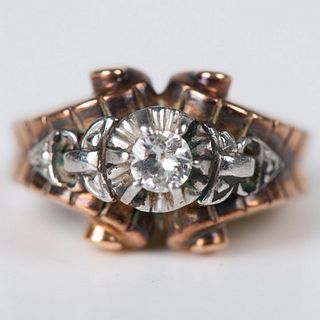Stunning 18K Gold and Diamond Ring