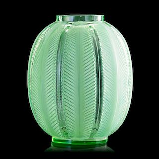 LALIQUE "Biskra" vase, pale green glass
