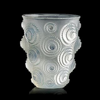 LALIQUE "Spirales" vase, opalescent glass