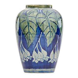 NEWCOMB COLLEGE Early vase w/ tobacco plant